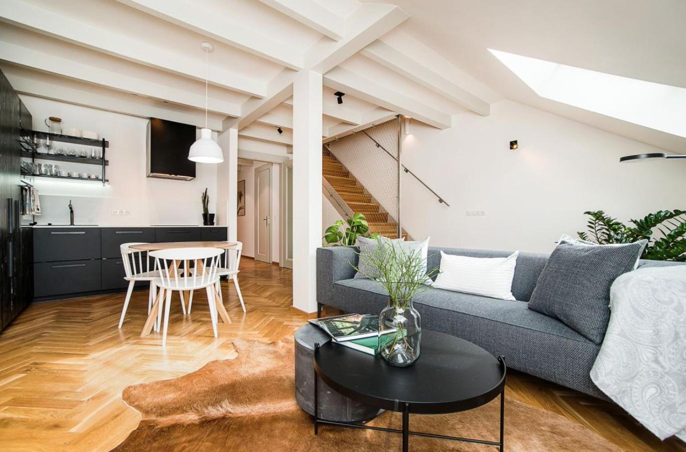 Large And Modern In The Heart Of Praga